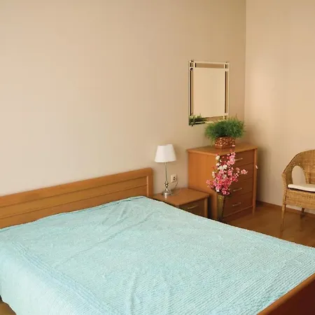 דירה One-bedroom In